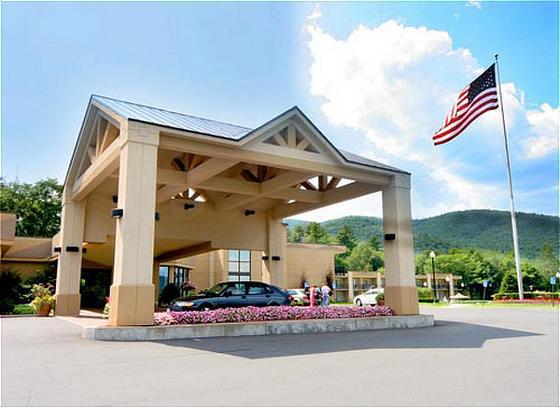 Holiday Inn Resort Lake George By Ihg Exterior photo